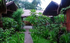 Shibui Garden Bungalows And Restaurant